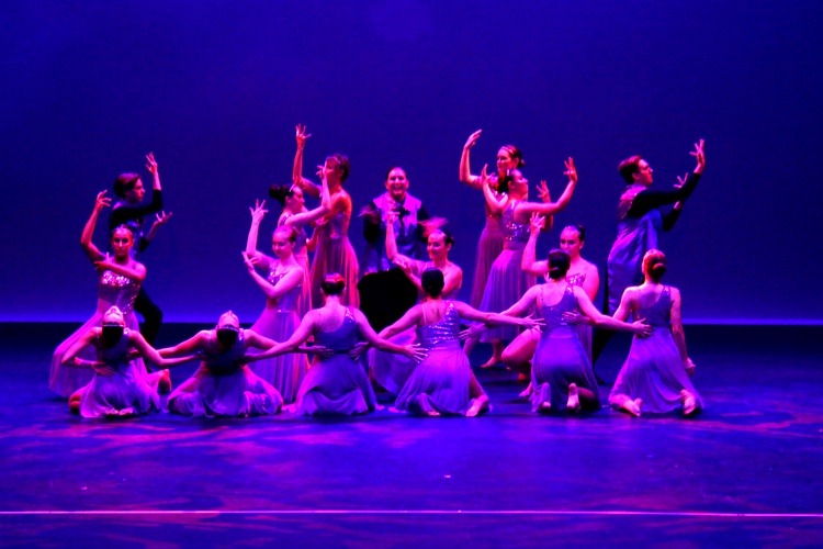 Croft Gilchrist dancers